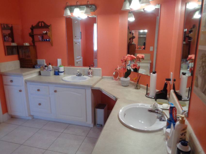 1663 Deverly Dr a Lakeland, FL Mobile or Manufactured Home for Sale