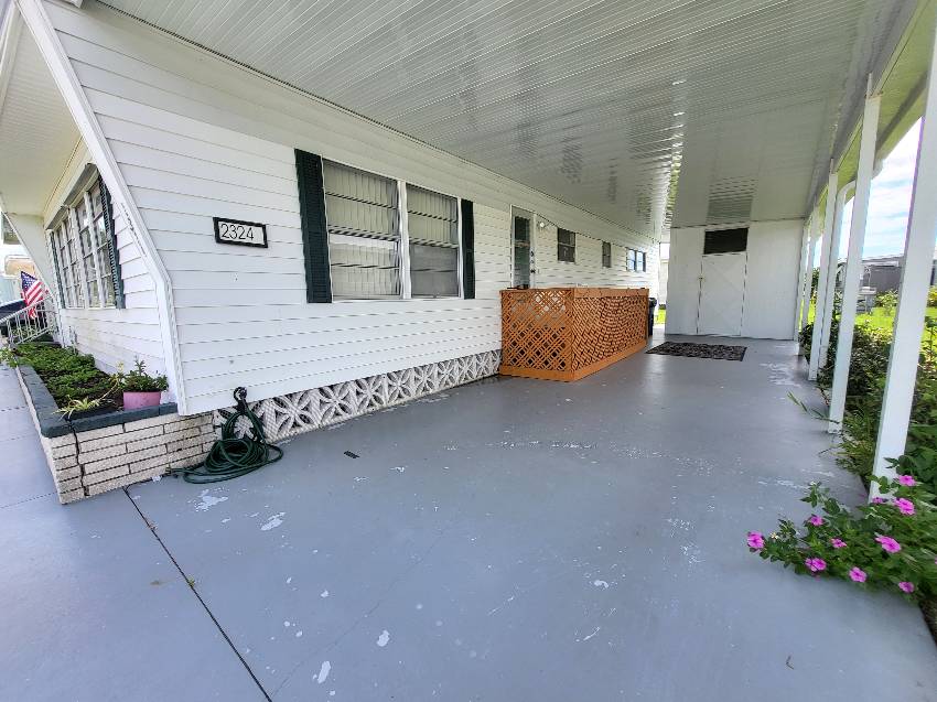 2324 Fremont Dr a Sarasota, FL Mobile or Manufactured Home for Sale