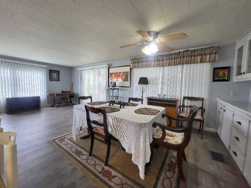 2324 Fremont Dr a Sarasota, FL Mobile or Manufactured Home for Sale