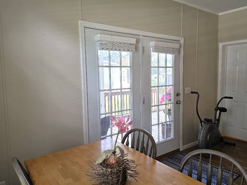8344 W Charmaine Dr a Homosassa, FL Mobile or Manufactured Home for Sale