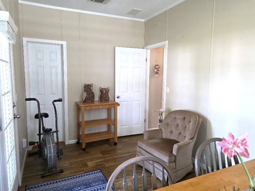 8344 W Charmaine Dr a Homosassa, FL Mobile or Manufactured Home for Sale