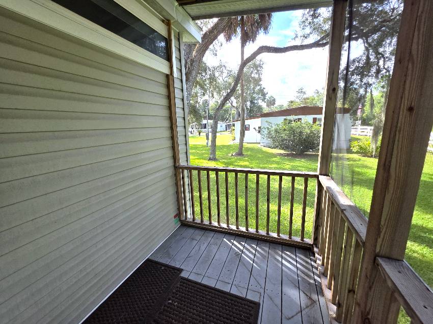 8344 W Charmaine Dr a Homosassa, FL Mobile or Manufactured Home for Sale
