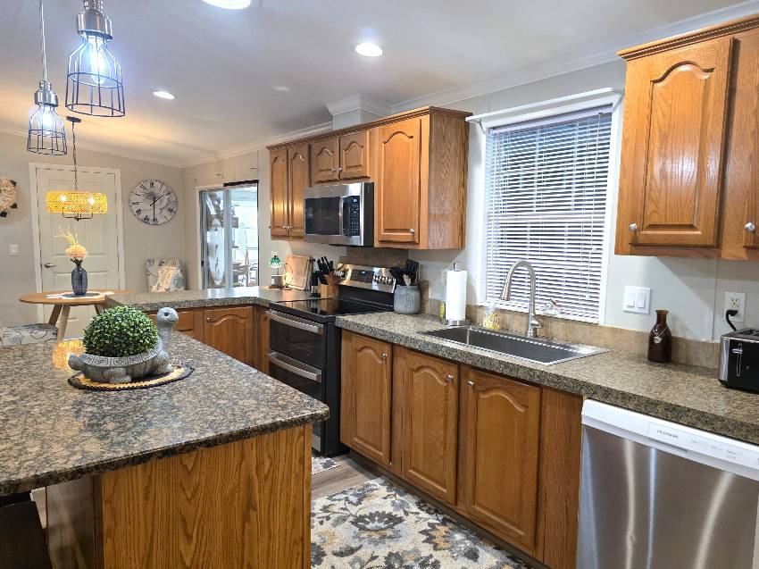 10745 S Ardmore Dr a Homosassa, FL Mobile or Manufactured Home for Sale