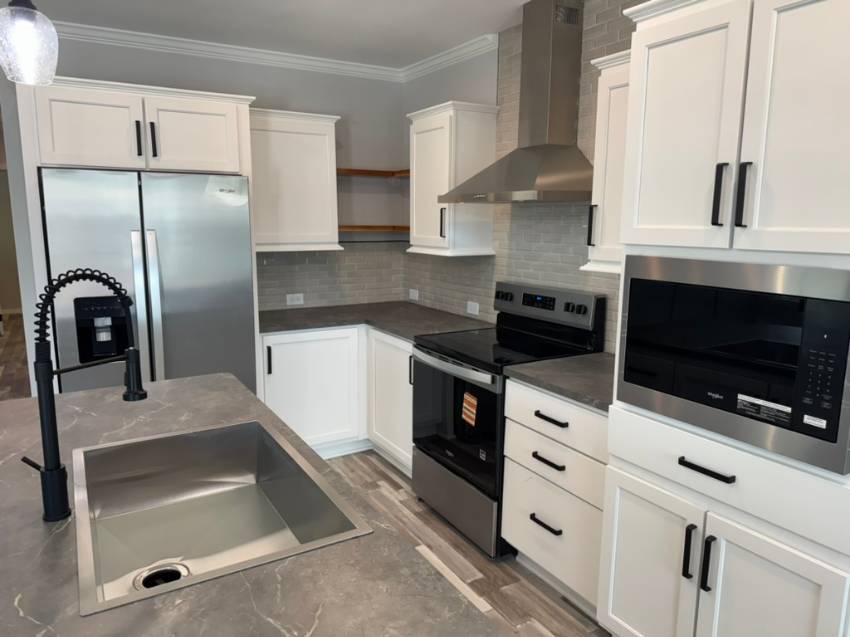 3706 Spinnaker Dr a Tampa, FL Mobile or Manufactured Home for Sale
