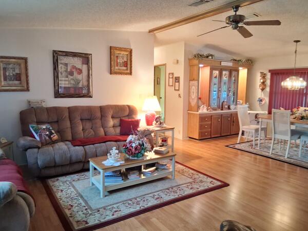 1506 Garrison a Lakeland, FL Mobile or Manufactured Home for Sale