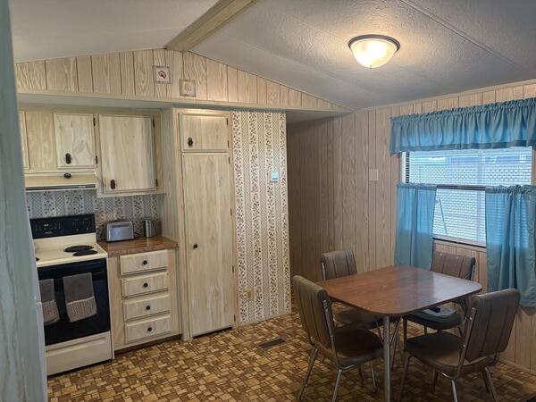 437 Osceola Avenue a Frostproof, FL Mobile or Manufactured Home for Sale