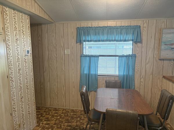 437 Osceola Avenue a Frostproof, FL Mobile or Manufactured Home for Sale