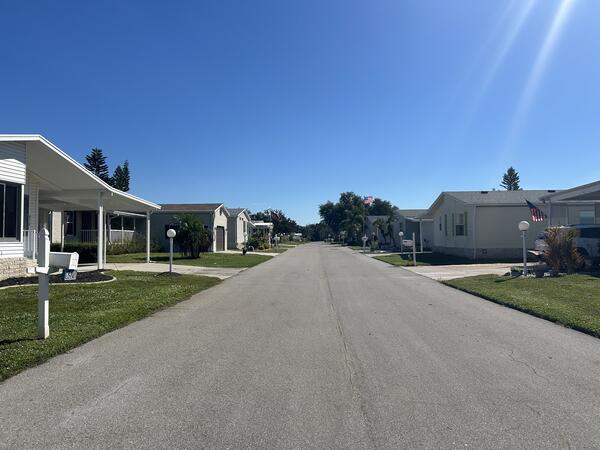 6510 Lacey Ln a Ellenton, FL Mobile or Manufactured Home for Sale