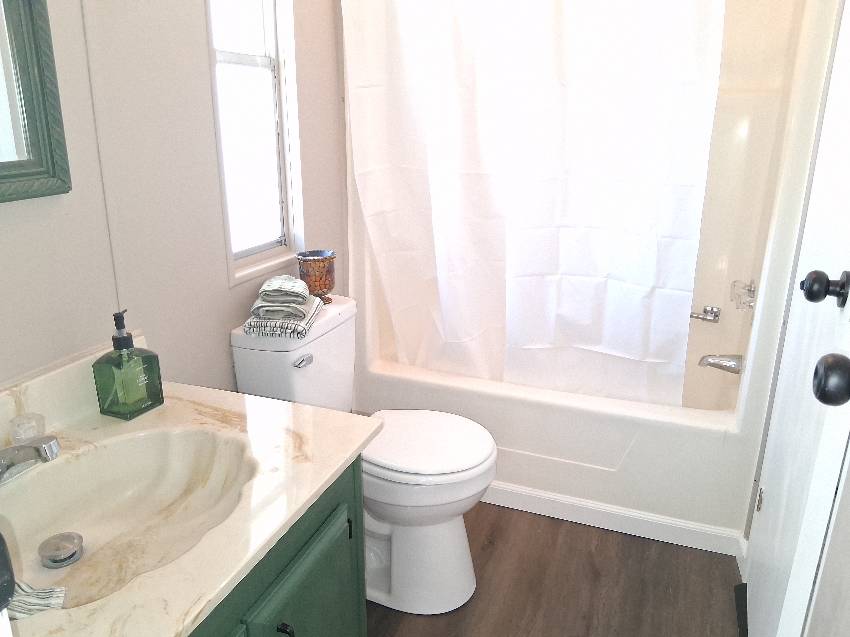 27 Bonisee Circle a Lakeland, FL Mobile or Manufactured Home for Sale