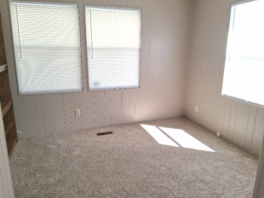 27 Bonisee Circle a Lakeland, FL Mobile or Manufactured Home for Sale