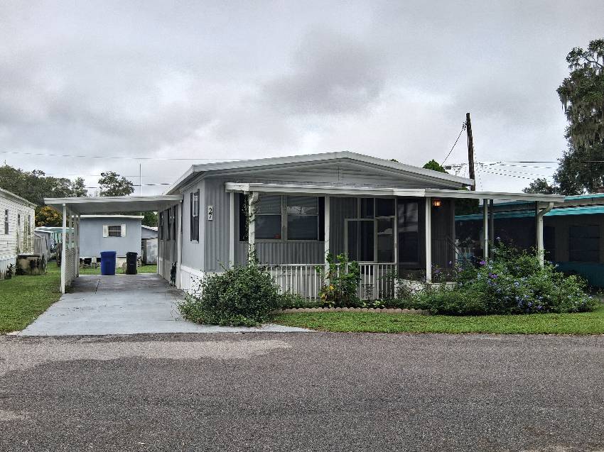 27 Bonisee Circle a Lakeland, FL Mobile or Manufactured Home for Sale