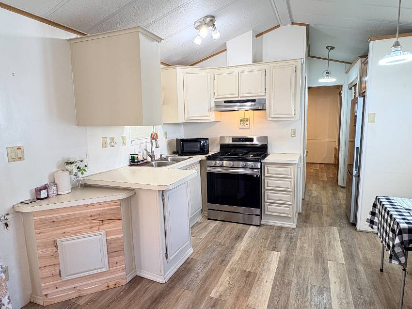 1300 N River Rd C74 a Venice, FL Mobile or Manufactured Home for Sale