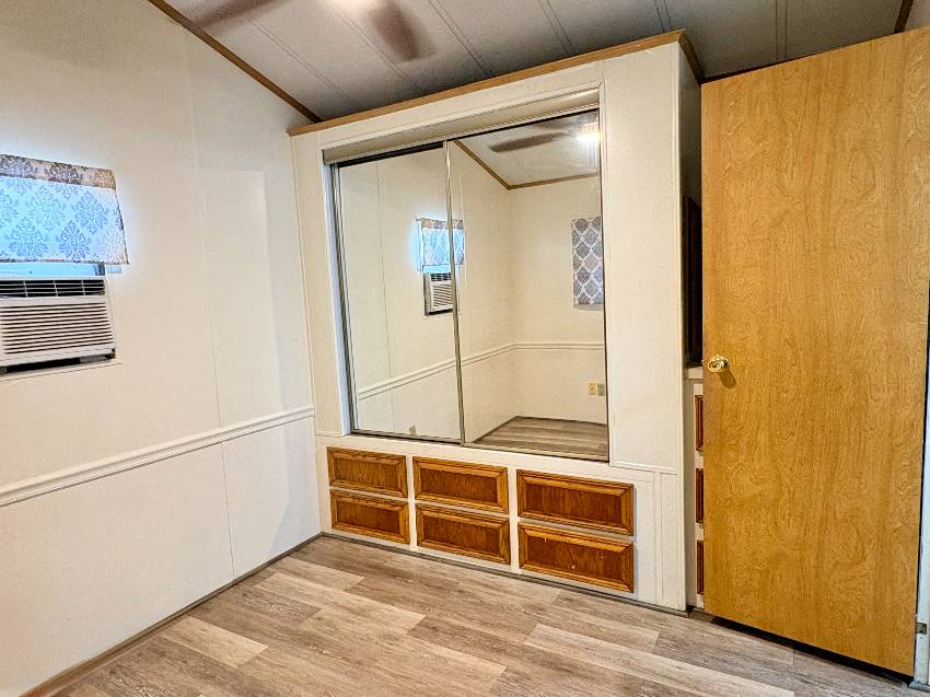 1300 N River Rd C74 a Venice, FL Mobile or Manufactured Home for Sale