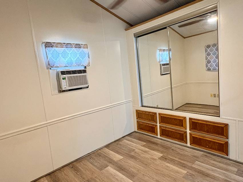 1300 N River Rd C74 a Venice, FL Mobile or Manufactured Home for Sale