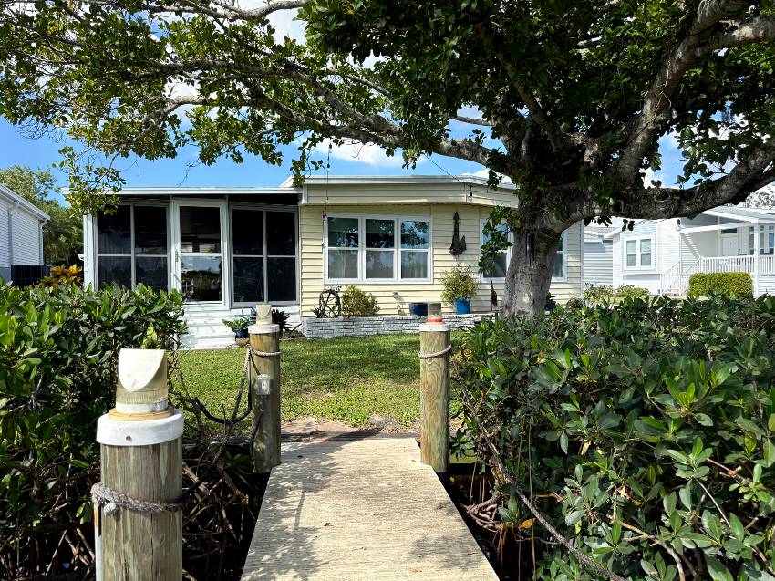 219 Denmark Dr a Ellenton, FL Mobile or Manufactured Home for Sale