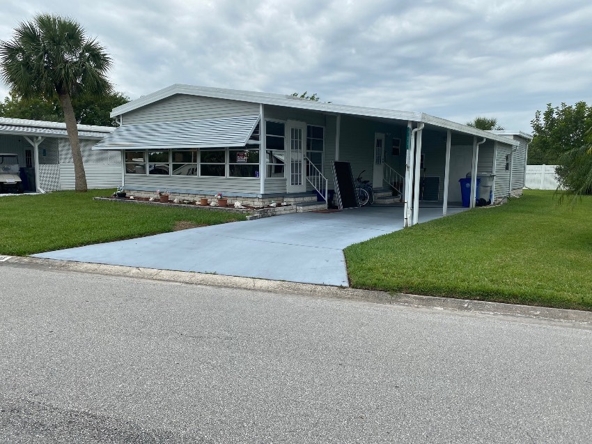 Mobile home for sale in Vero Beach, FL