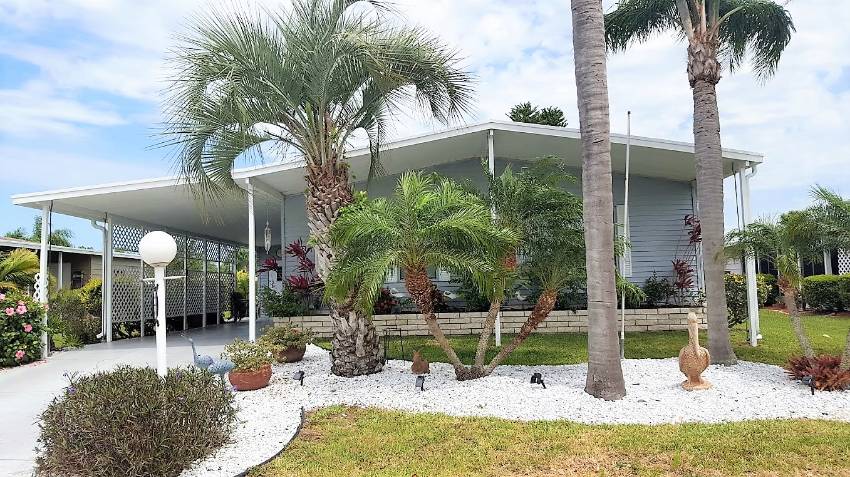 Mobile Home for sale in  FL