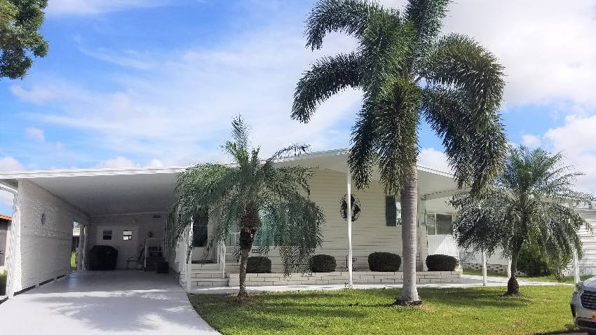 Mobile home for sale in Ellenton, FL