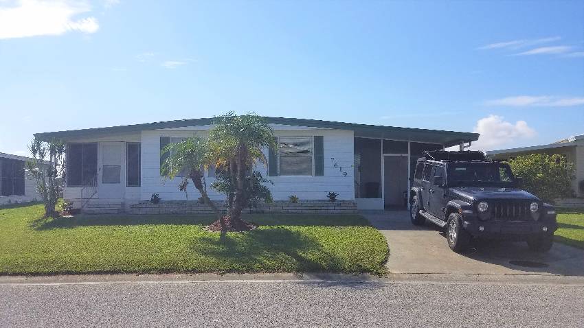 Mobile home for sale in Ellenton, FL