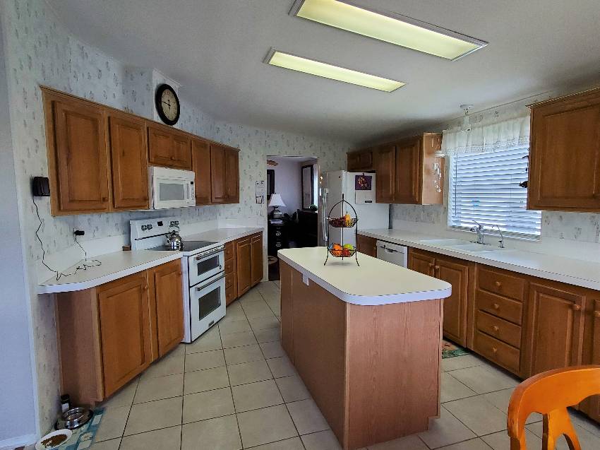 114 Bougainvillea Terrace a Parrish, FL Mobile or Manufactured Home for Sale