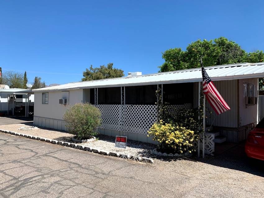 Tucson, AZ Mobile Home for Sale located at 1635 W Roger Rd 5 Tucson