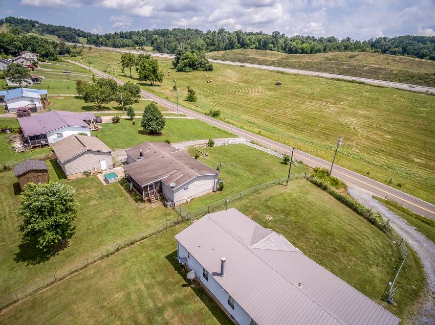 2949 Valley Home Road a White Pine, TN Mobile or Manufactured Home for Sale