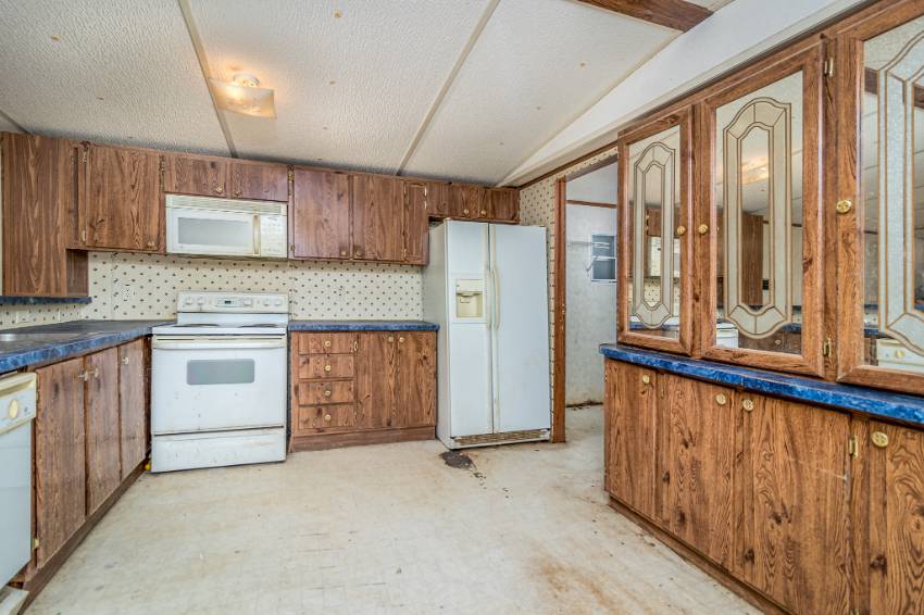 2424 High View Road a Sevierville, TN Mobile or Manufactured Home for Sale