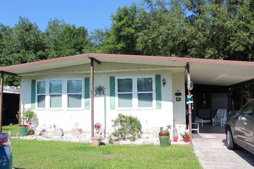 Zephyrhills, FL Mobile Home for Sale located at 3166 Blue Lagoon Dr