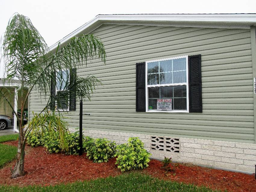 Winter Haven, FL Mobile Home for Sale located at 1239 Cypress Vine Rd