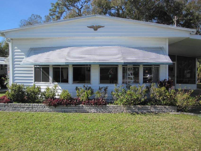 Lakeland, FL Mobile Home for Sale located at 127 Joyce Place Lakeland