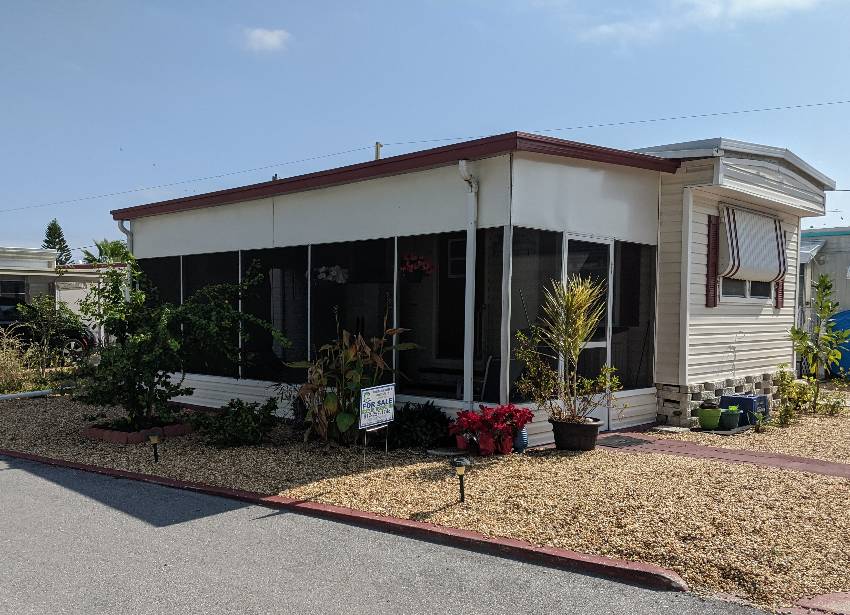 South Pasadena, FL Mobile Home for Sale located at 1375 Pasadena Ave S South Pasadena, FL 33707