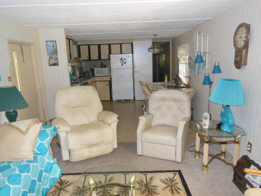 39 Central Leisure Lake Mhp a Auburndale, FL Mobile or Manufactured Home for Sale