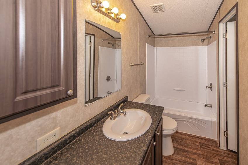 83 Stebbins Dr a Winter Haven, FL Mobile or Manufactured Home for Sale