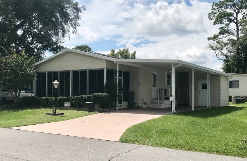 Ocala, FL Mobile Home for Sale located at 3150 Ne 36th Av, Lot 340