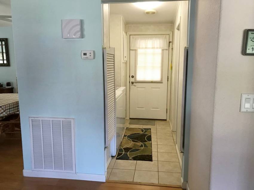 Ocala, FL Mobile Home for Sale located at 3150 Ne 36th Av, Lot 294