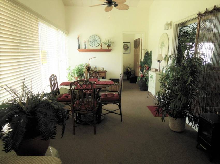 1454 Deverly Dr a Lakeland, FL Mobile or Manufactured Home for Sale