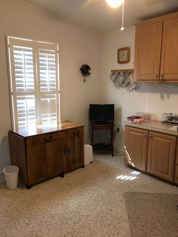 Lake Wales, FL Mobile Home for Sale located at 406 Caymen Drive Lake