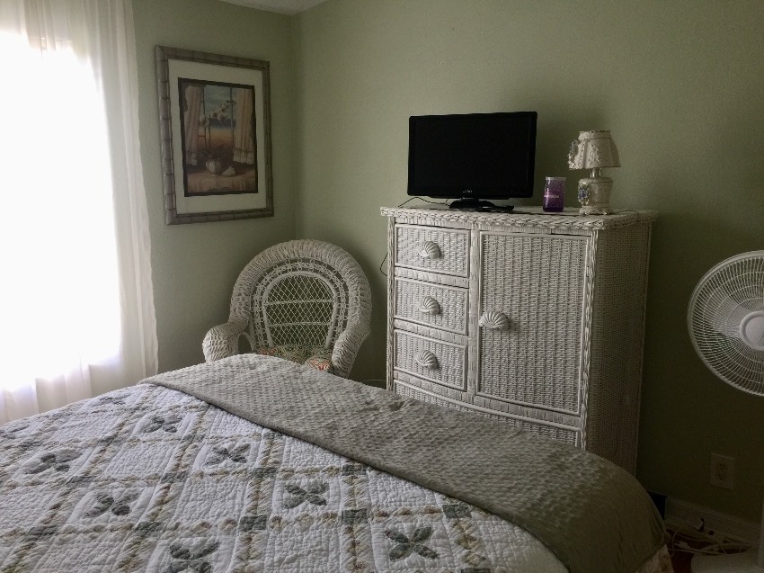 16 Ivanhoe Ct a Kissimmee, FL Mobile or Manufactured Home for Sale
